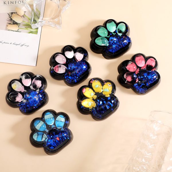 Jucarie Antistres Squishy, Flippy, cu Revenire Lenta, Squeeze Pinch Family, Model Cat Paw, 6.5 x 6 cm, din Tpr, 4-6 Ani, Model 1 Pestisori, Negru cu Insertii