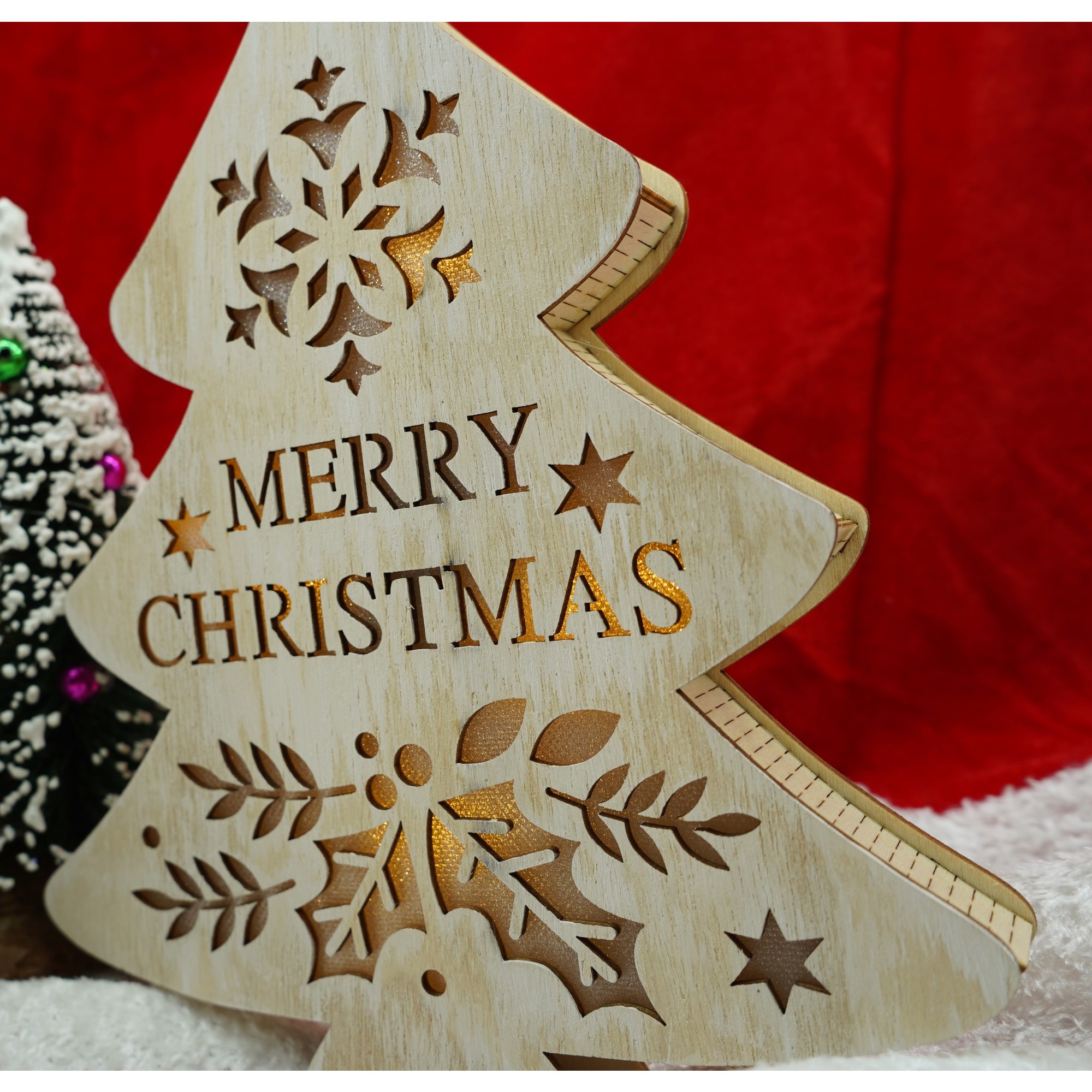Decoratiune luminoasa, model de Brad cu inscriptie Marry Christmas, alb, lungime: 19 cm, latime: 3 cm, inaltime: 22 cm, lemn, interior/exterior - Image 4