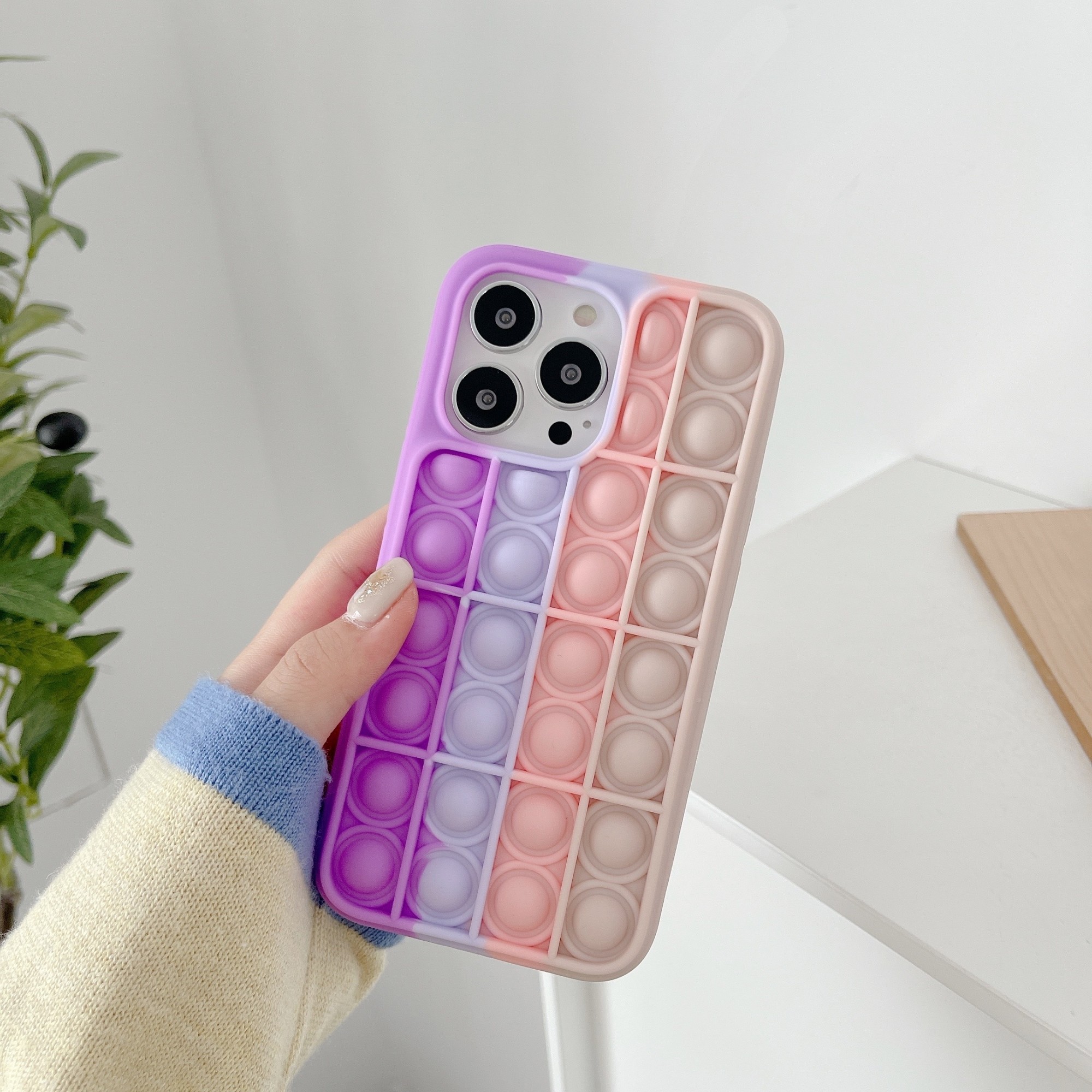 Husa de protectie Flippy Pop It compatibila cu Apple iPhone 13 Pro Max,Model 2,Multicolor - Image 2