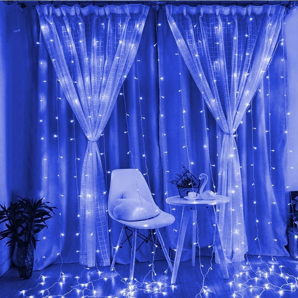 Instalatie Craciun, Tip Perdea, IP44, 8 m x 2 m, 960 LED-uri, Albastru, 8 jocuri de lumini, Transformator cu telecomanda, Interconectabila, Prelungitor 5 m inclus, Fir transparent, Interior/ Exterior, Flippy - Image 2
