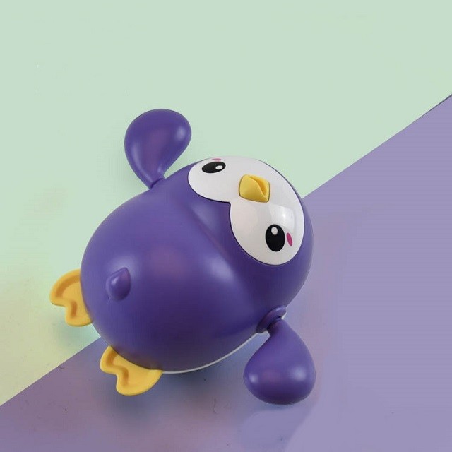 Jucarie de baie interactiva pentru copii, Flippy, pinguinul mov - Image 2