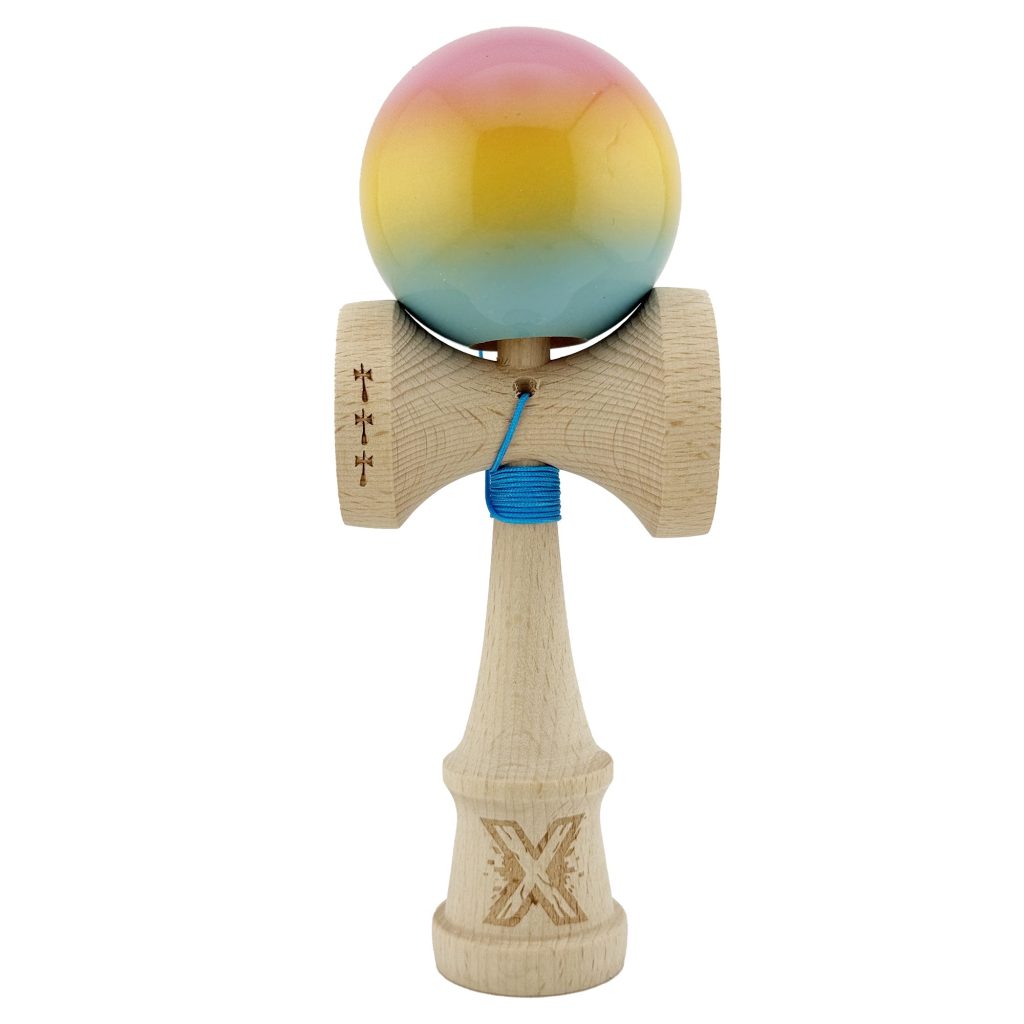Kendama X Originala, Profesionala, Flippy, Big Cups V2, Super Sticky cu Cupe Mari, din lemn 18 cm, Rulment Metalic cu Ata 55 cm, Roz/Galben/Albastru