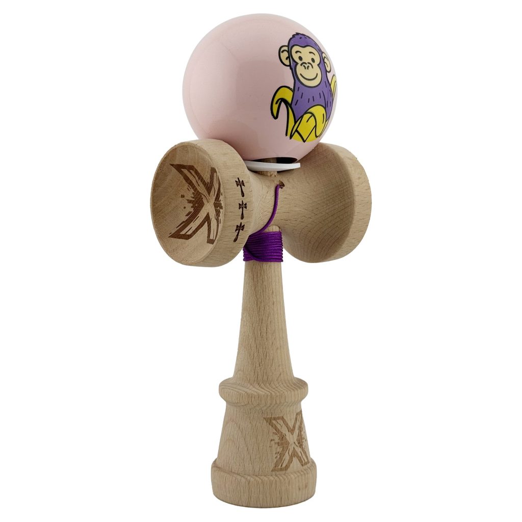 Kendama X Originala, Profesionala, Flippy, Violet Monkey, Super Sticky cu Cupe Mari King Size V3, Rulment Metalic si Gaura in Baza, din Lemn 18 cm, Ata 62/65 cm, Roz