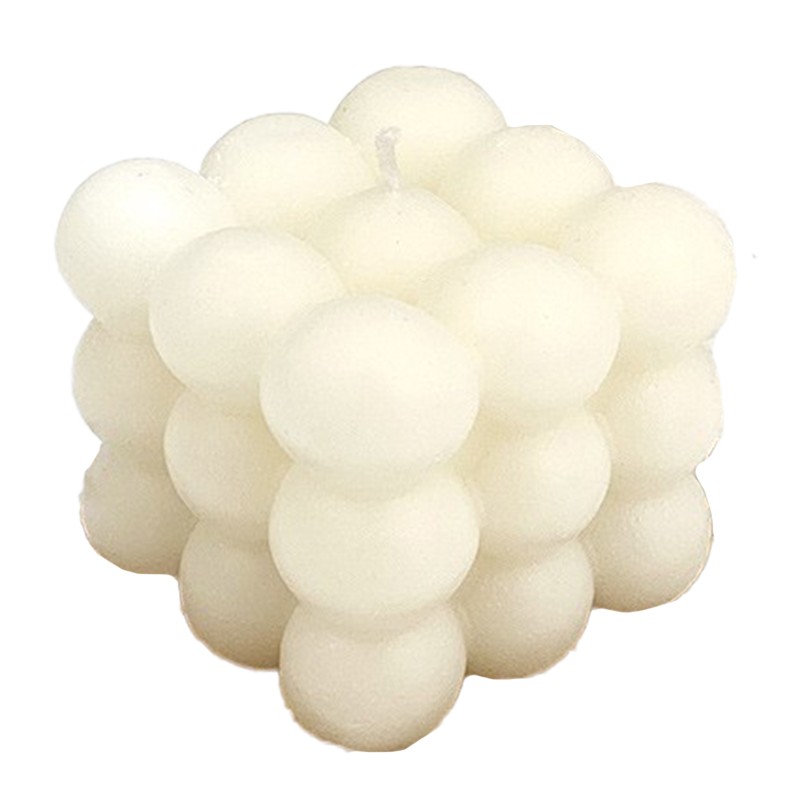 Lumanare Parfumata, Flippy, din Ceara De Soia, Model Cub, Gradient in 3 Culori Pale, 6x6x6 cm, Aroma de Musetel, Alb
