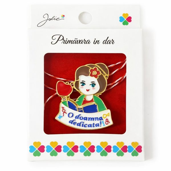 Martisor Brosa Mica in Cutie, Jolie, Dimensiune Brosa 2,5-3 cm, Material Metal, Model O Doamna Dedicata, Multicolor