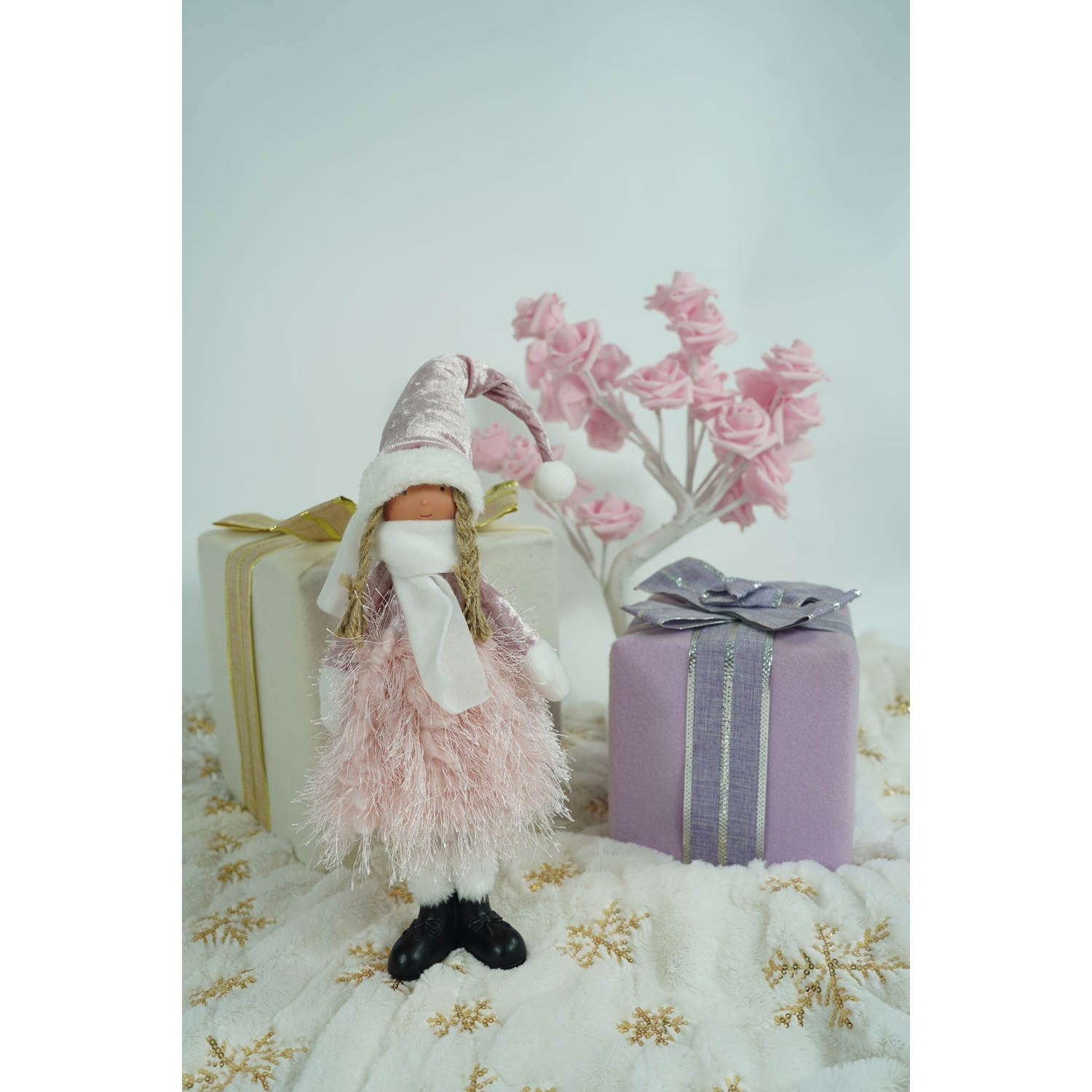 Ornament de Craciun papusa, Flippy, roz/alb, textil, 44 cm - Image 3