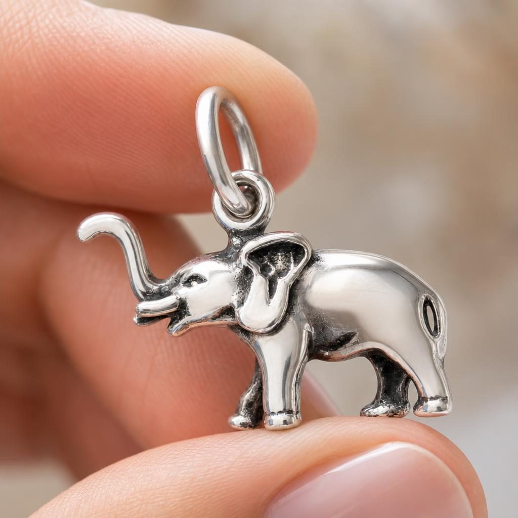 Pandantiv din Argint 925, Model Elefant Patinat, Bijuterie cu Detalii Conturate si Finisaj Antichizat, Argintiu - Image 4