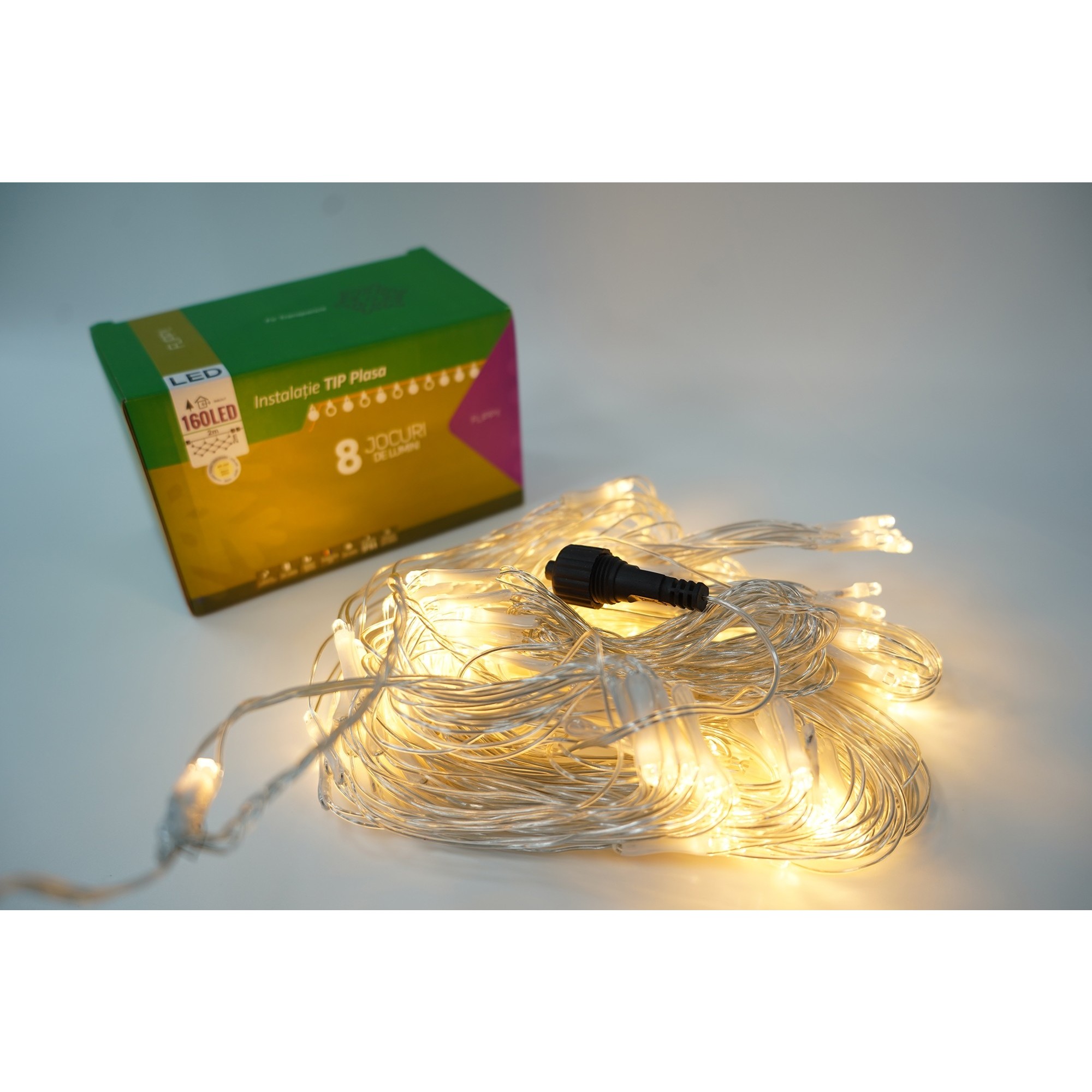 Sectiune Instalatie de Craciun Flippy, Tip Plasa, 160 LED-uri, 2 m x 2 m, 8 jocuri de lumini, Interconectabila, Fir transparent, Alb cald - Image 3