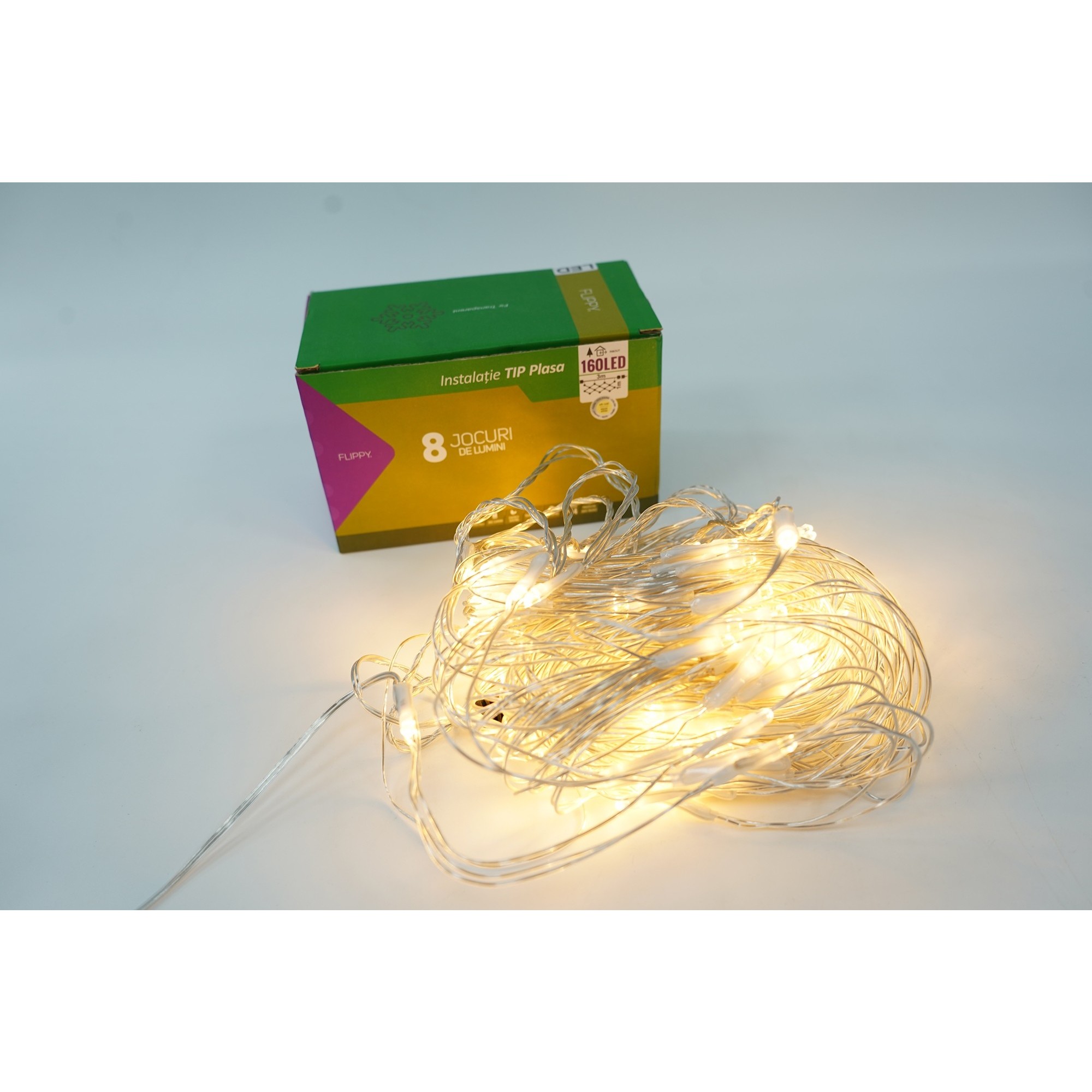 Sectiune Instalatie de Craciun Flippy, Tip Plasa, 160 LED-uri, 3 m x 1 m, 8 jocuri de lumini, Interconectabila, Fir transparent, Alb cald - Image 4