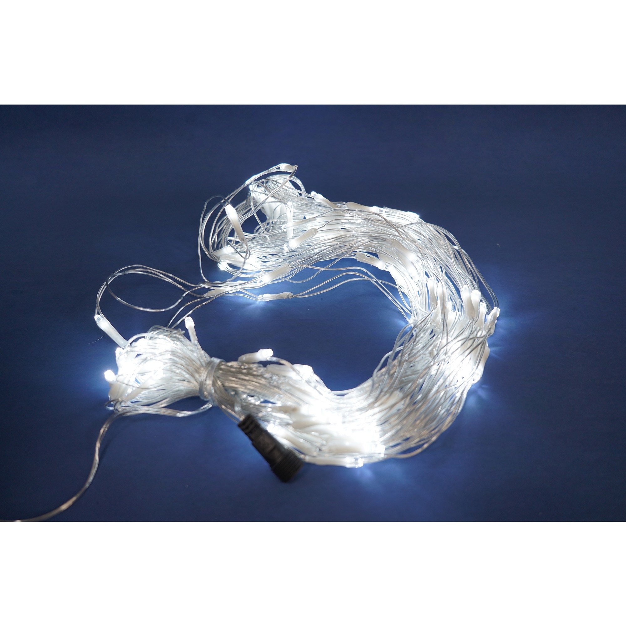 Sectiune Instalatie de Craciun Flippy, Tip Plasa, 160 LED-uri, 3 m x 1 m, 8 jocuri de lumini, Interconectabila, Fir transparent, Alb rece - Image 4